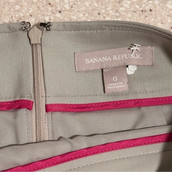 Banana Republic Midi Lined Skirt Size 0 - Picture 2 of 16